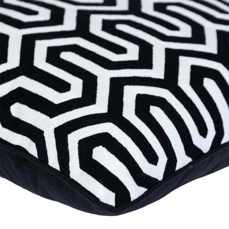 Parkland Collection George Oliver Transitional Geometric Black 20" X 20" Pillow | Wayfair