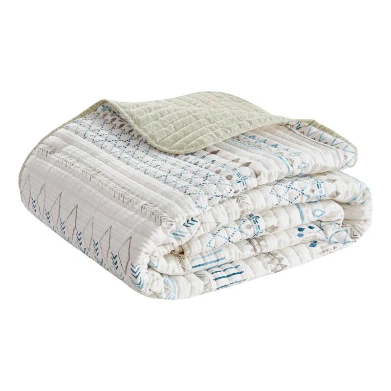 Madison Park Fraser 3 Piece Printed Seersucker Quilt Set
