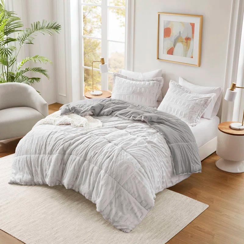 Madison Park Gia Back Print Long Fur Comforter Mini Set