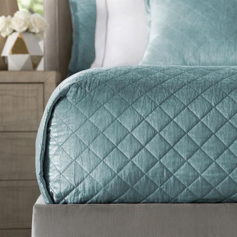 Lili Alessandra Chloe Modern & Contemporary Velvet Coverlet