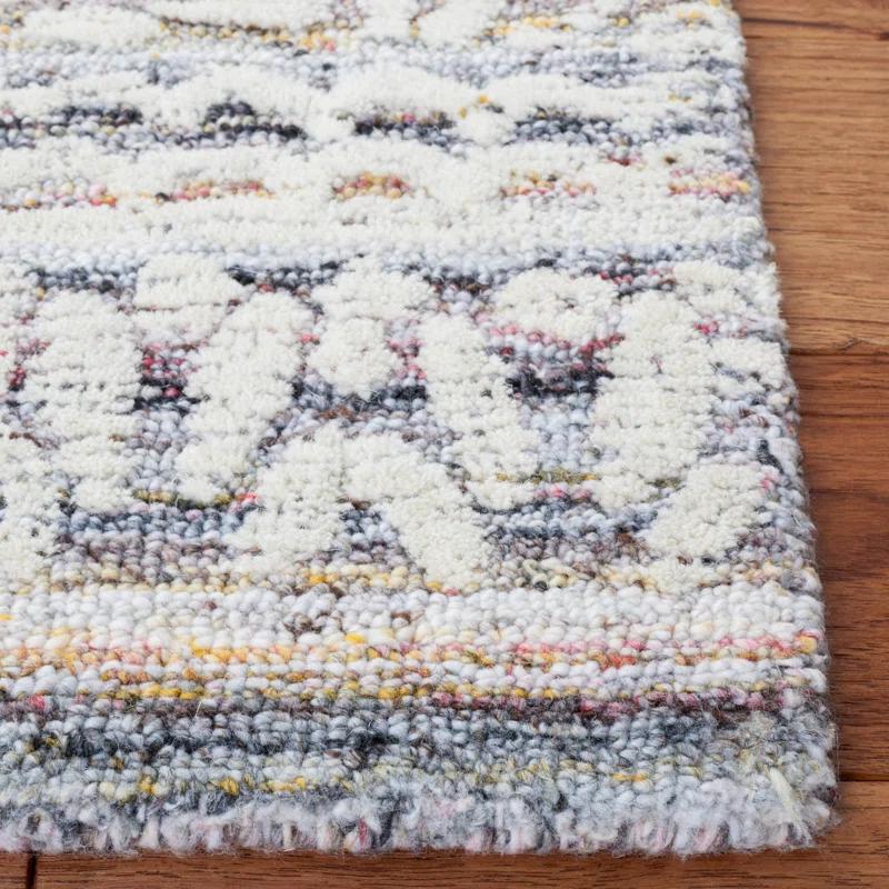 Bungalow Rose Pezanetti Hand Tufted Performance Southwestern Rug