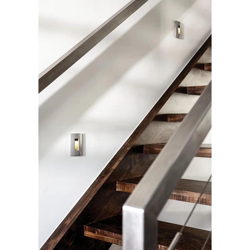 Luna Horizontal 120v 2700K Integrated LED Step Light