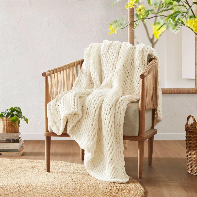 Kelly Clarkson Home Madison Hand Made Chunky Double Knit Throw Blanket