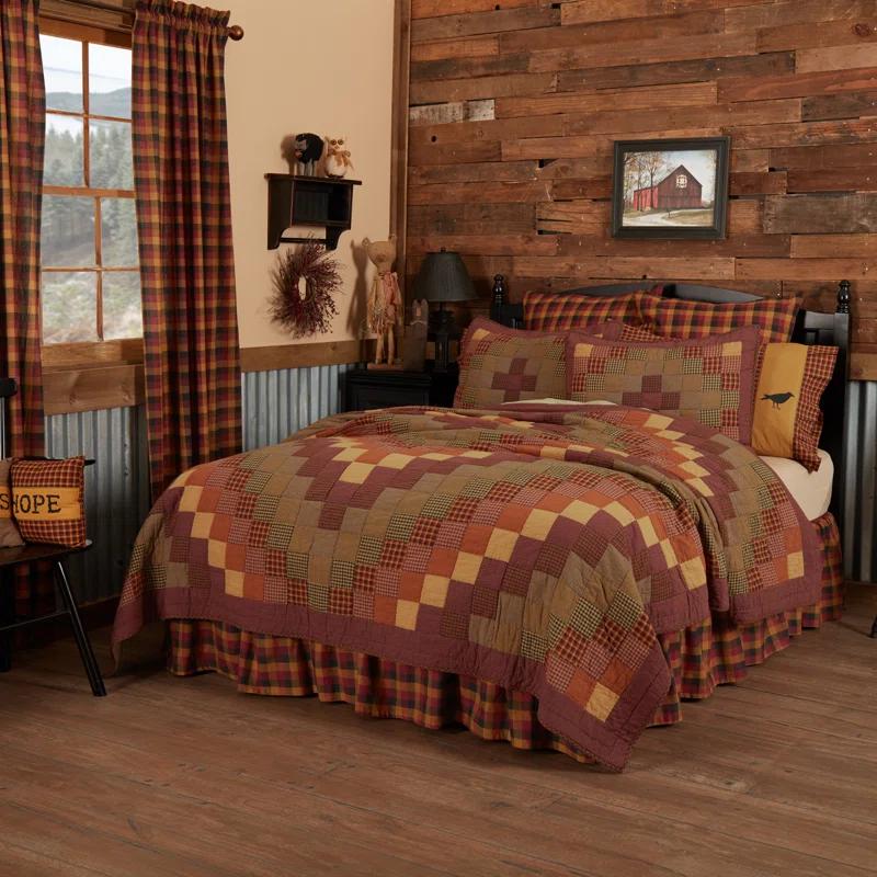 VHC Brands Heritage Farms Farmhouse / Country Cotton Patchwork Quilt