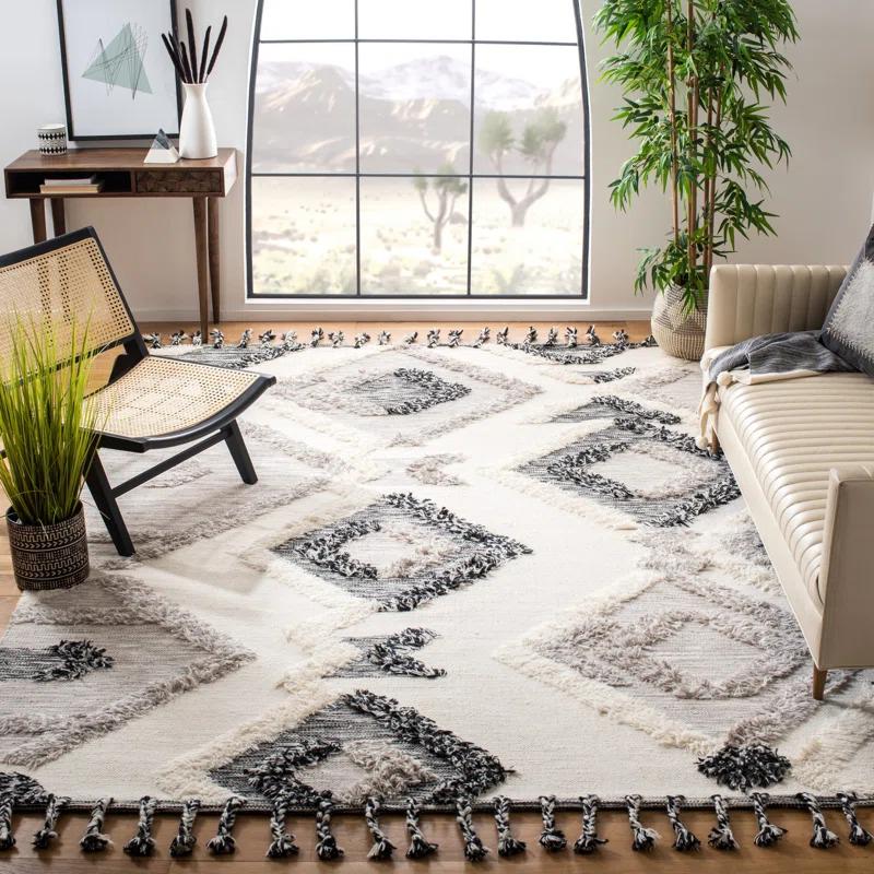 Union Rustic Sumiton Hand Woven Wool Southwestern Rug