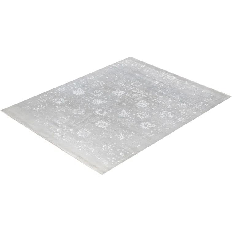 Gray Hand-Knotted Wool and Silk Medallion Area Rug, 8' x 10'