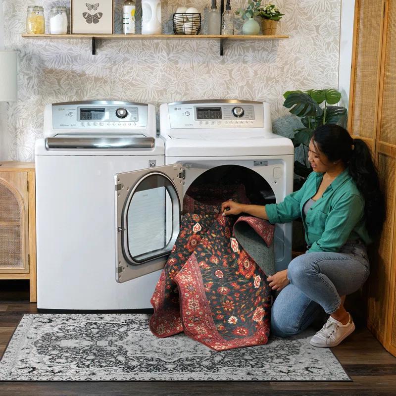 My Magic Carpet Ramage Indigo Oriental Flatweave Red/Black Area Rug