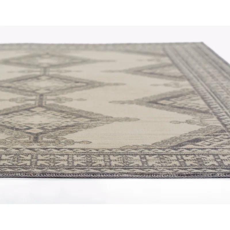 Loralei Rug - 6'6" x 9'