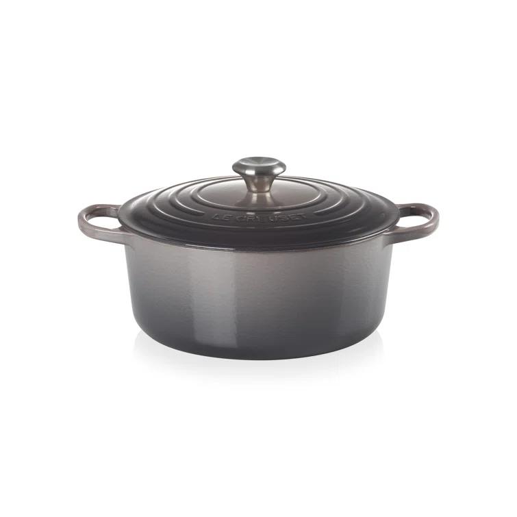 Le Creuset Signature Enameled Cast Iron Round Dutch Oven with Lid