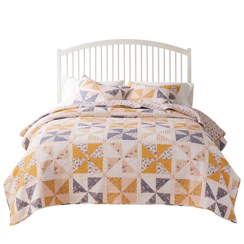 Greenland Home Fashions Heirloom Posey Reversible Quilt Set