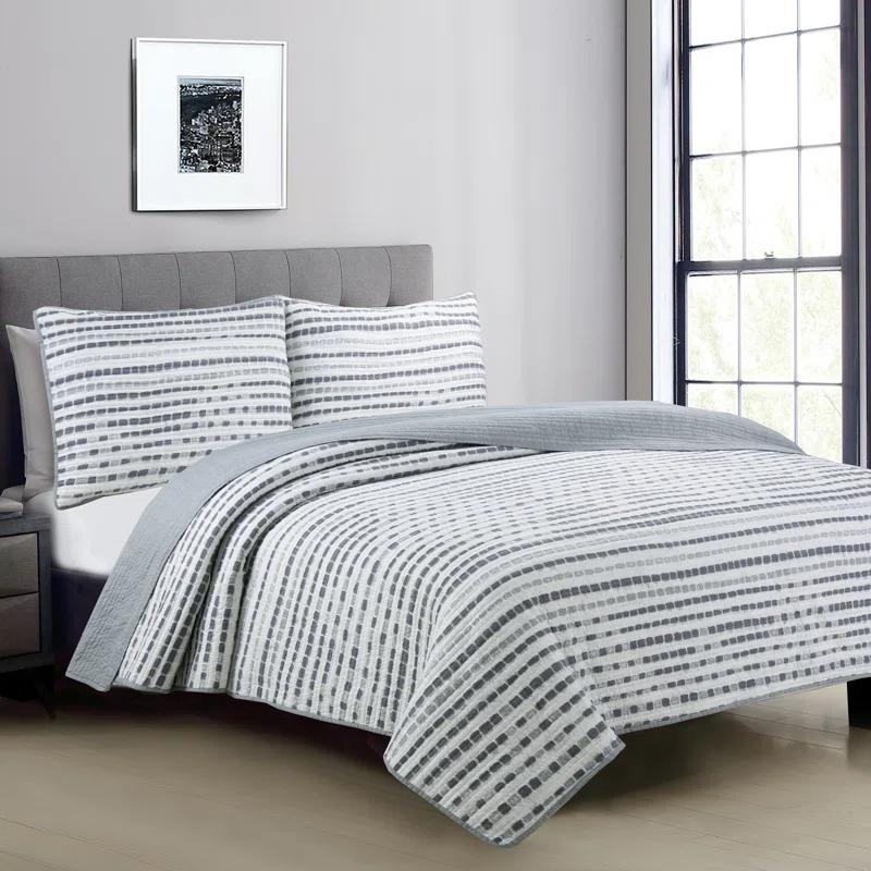 Estate Collection Nara Modern & Contemporary Striped Quilt Set