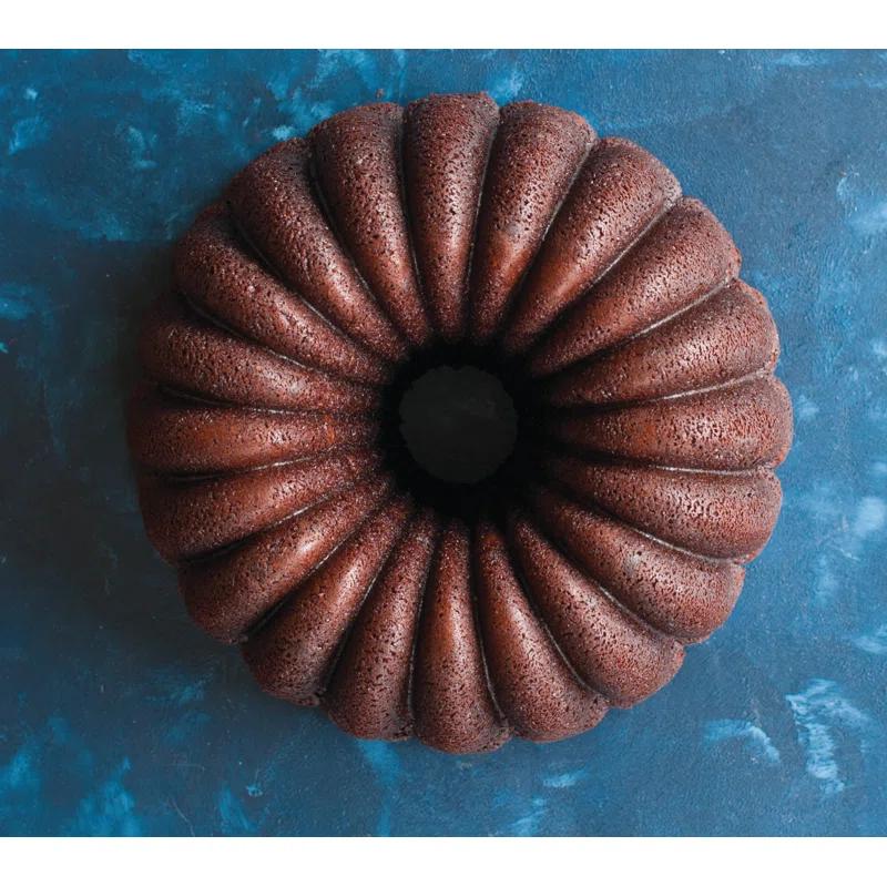 Nordic Ware Nordic Ware Non-Stick Round Elegant Party Bundt Cake Pan