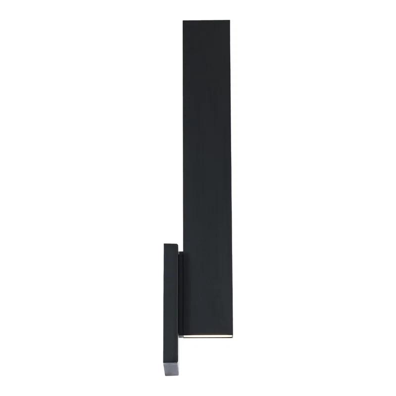 Mako LED Wall Light