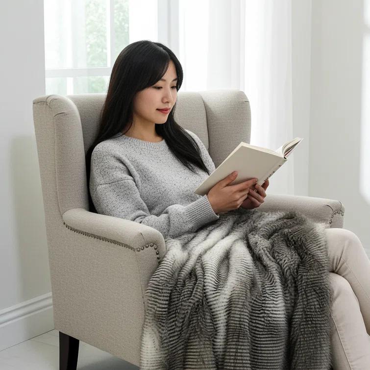 Plutus Brands Alaskan Hawk Handmade Throw Blanket