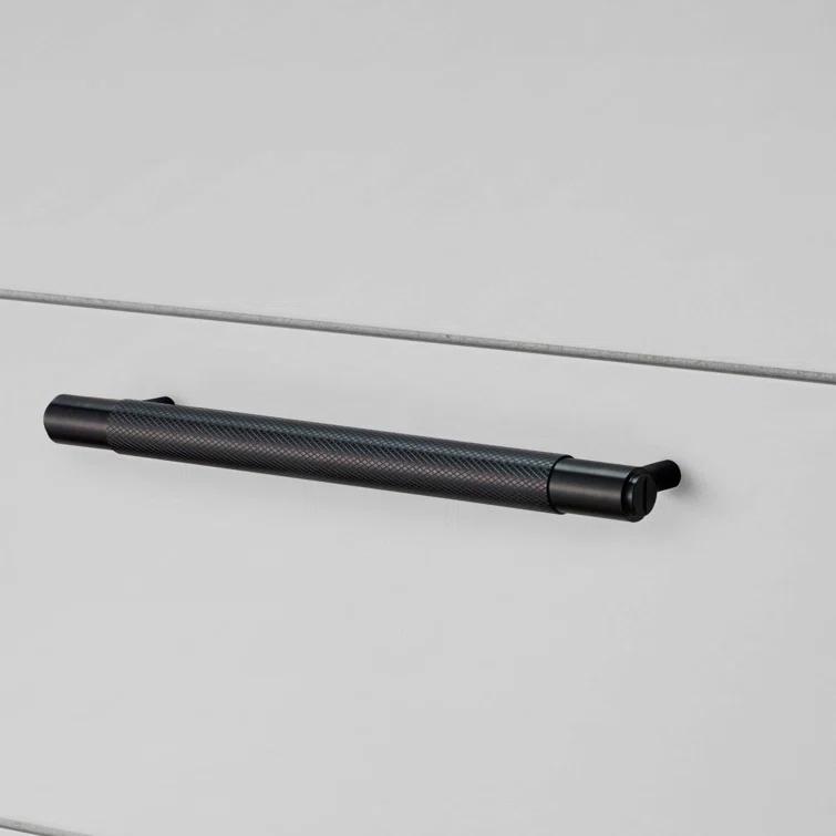 Buster + Punch Pull Bar / Cross / Medium