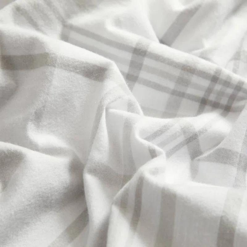 Dearfoams Modern & Contemporary Cotton Machine Woven Plaid Comforter Set