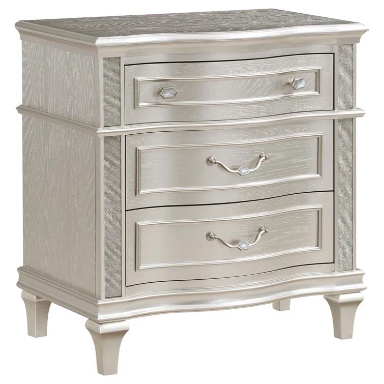 Alma Evangeline 4-Piece Queen Bedroom Set Silver Oak