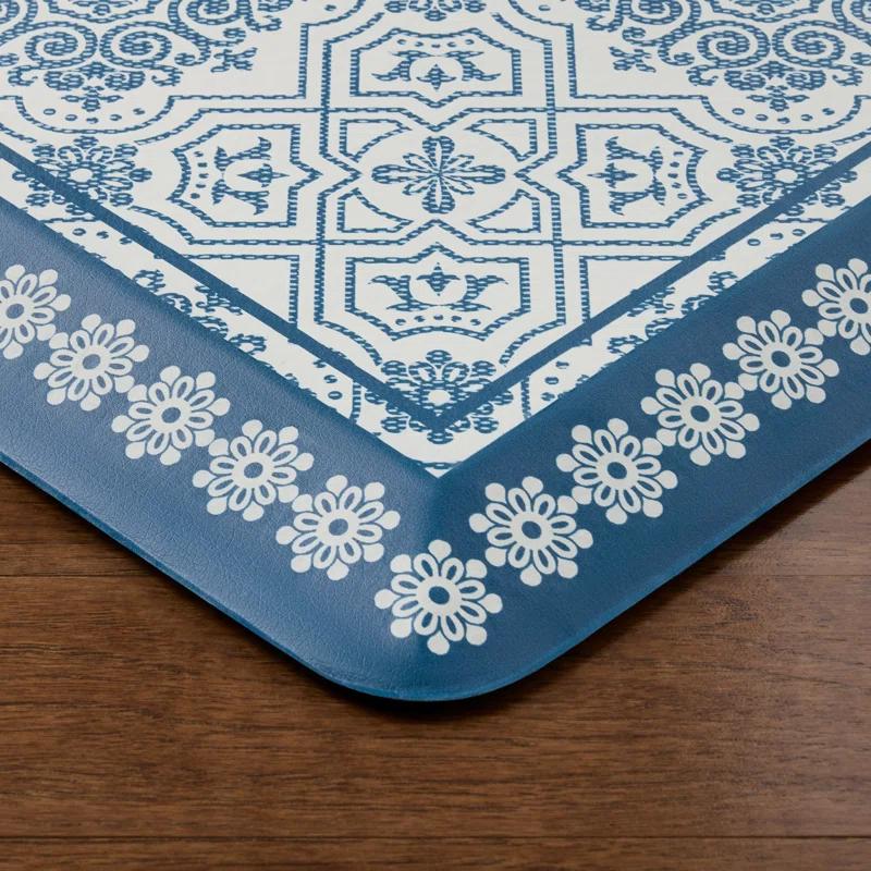 Martha Stewart MARTHA STEWART Comfort Anti Fatigue Strie Medallion Kitchen Mat 19.6”x39”