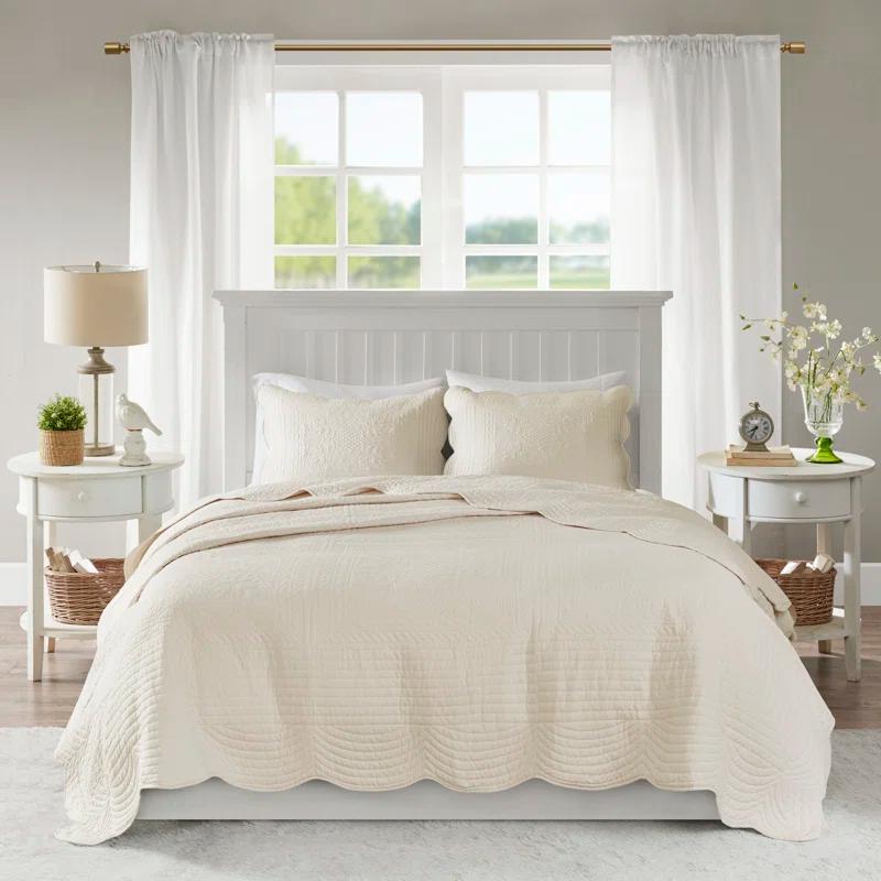 Madison Park Tuscany 6 Piece Reversible Scalloped Edge Daybed Cover Set