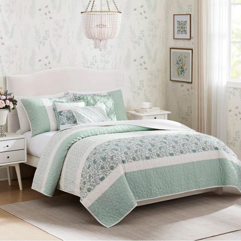 Madison Park Dawn 6 Piece Cotton Percale Quilt Set with Throw Pillows