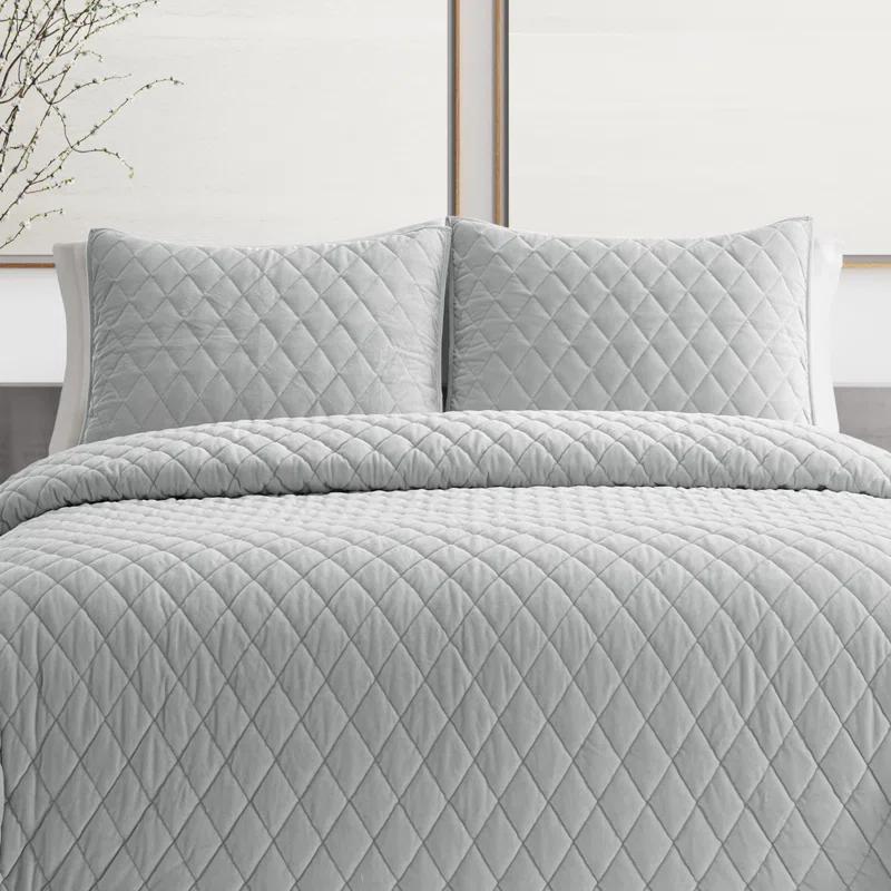 Vera Wang Waffle Stripe Vera Wang Diamond Velvet Quilt Set