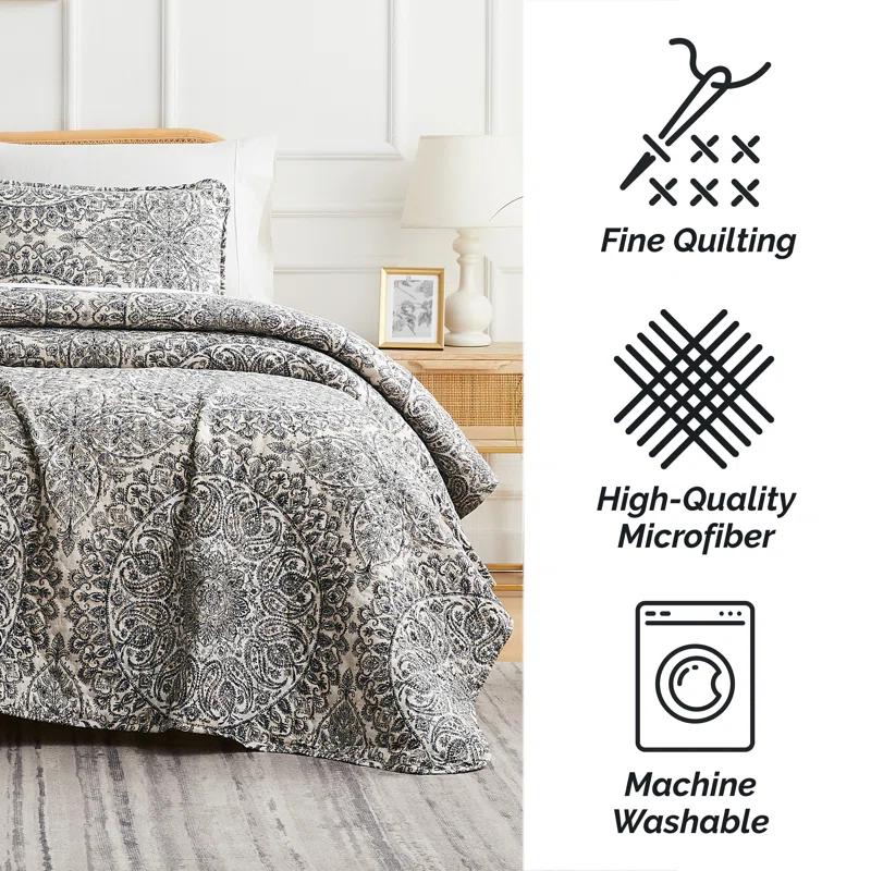 Ashanti Oversized easy care lightweight Quilt Set by Southshore Fine Linens