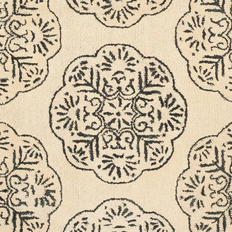 Safavieh Bella Hand Tufted Wool Damask Rug