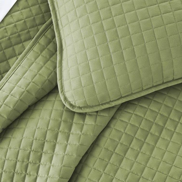 SouthShore Fine Linens Vilano Springs ® Oversized, light-weight Hotel Quality Quilt Set with matching shams