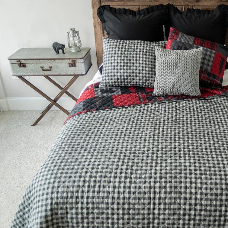 Donna Sharp Forest Quilted Patchwork Quilt