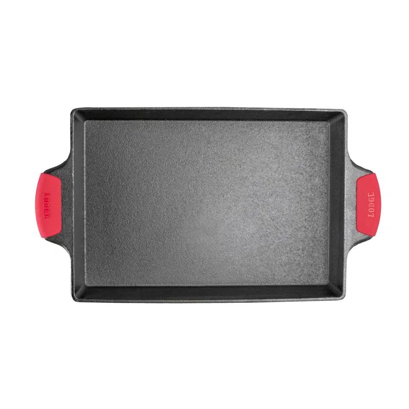 Lodge 9"X13" Cast Iron Casserole W/Silicone Grips