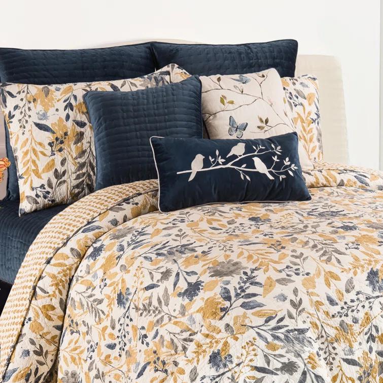 C&F Home Natural Home Blue/Yellow/Gray/White Cotton Reversible Quilt Set