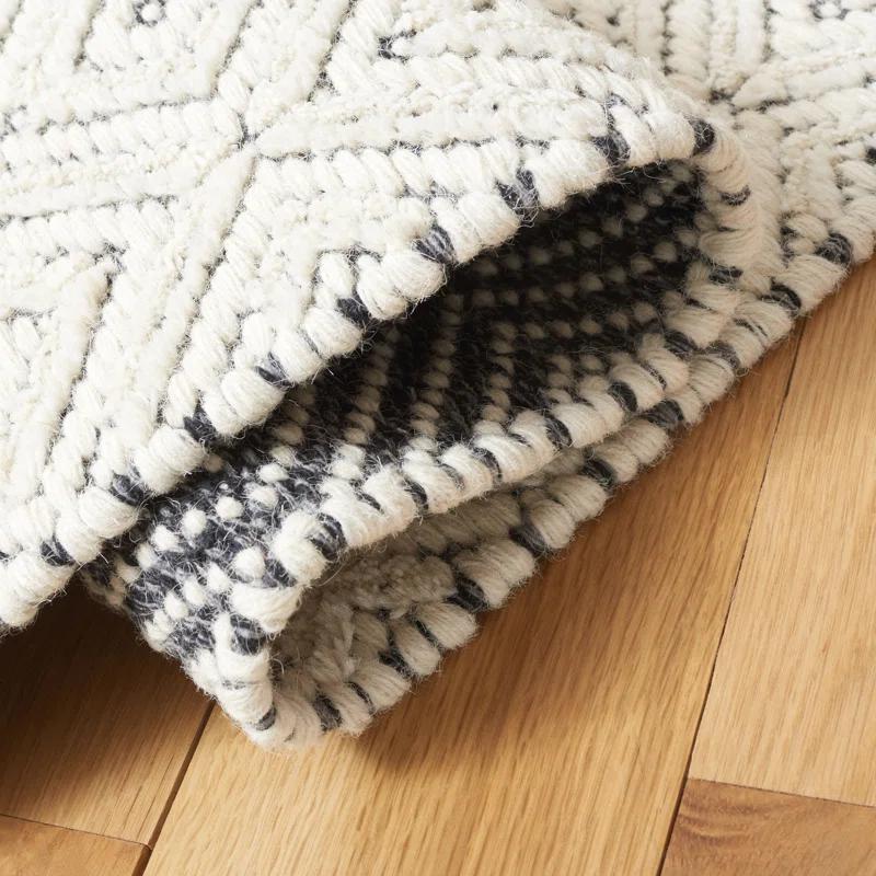 Martha Stewart Rugs Martha Stewart Hand Loomed 65% Wool And 35% Cotton Chevron Rug