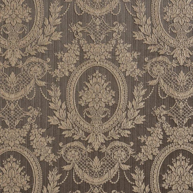 Five Queens Court Neapolitan Comforter Set