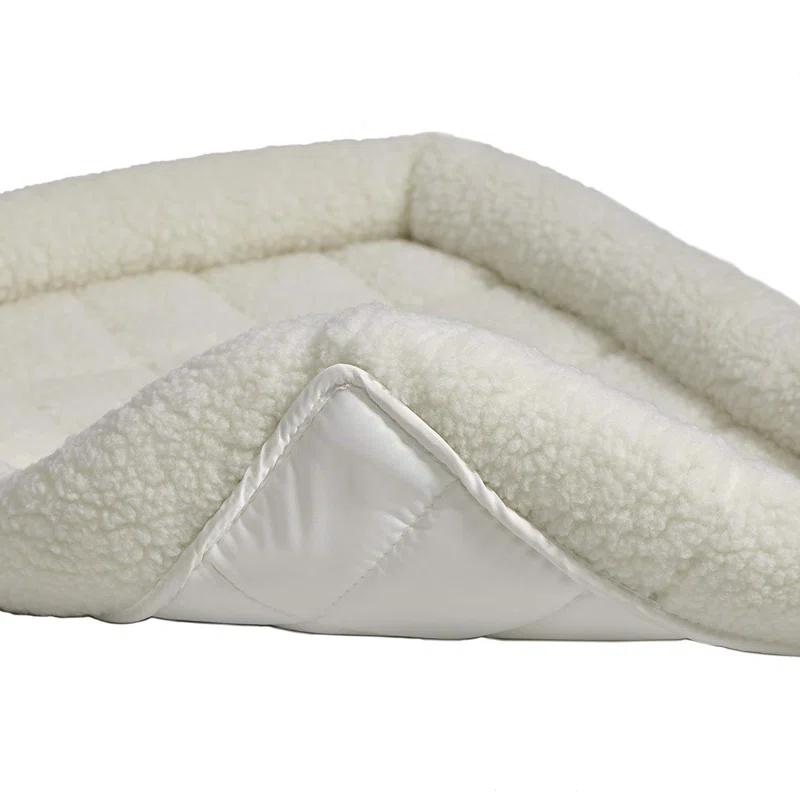MidWest Homes for Pets Quiet Time Fleece Pet Bed