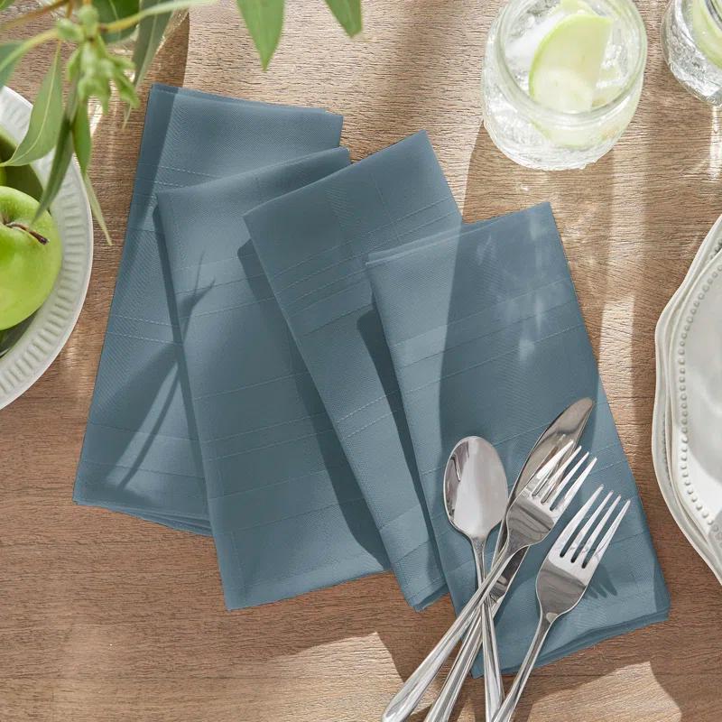 Gracie Oaks Ramiro Polyester Plaid Square Napkin (Set of 4)