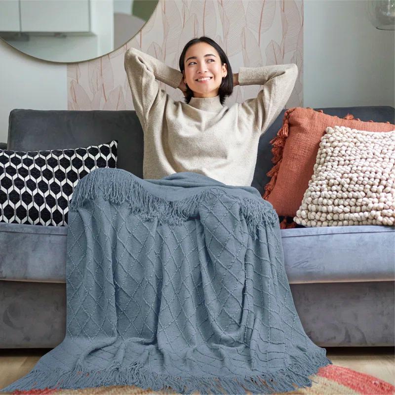 Pavilia Throw Blanket