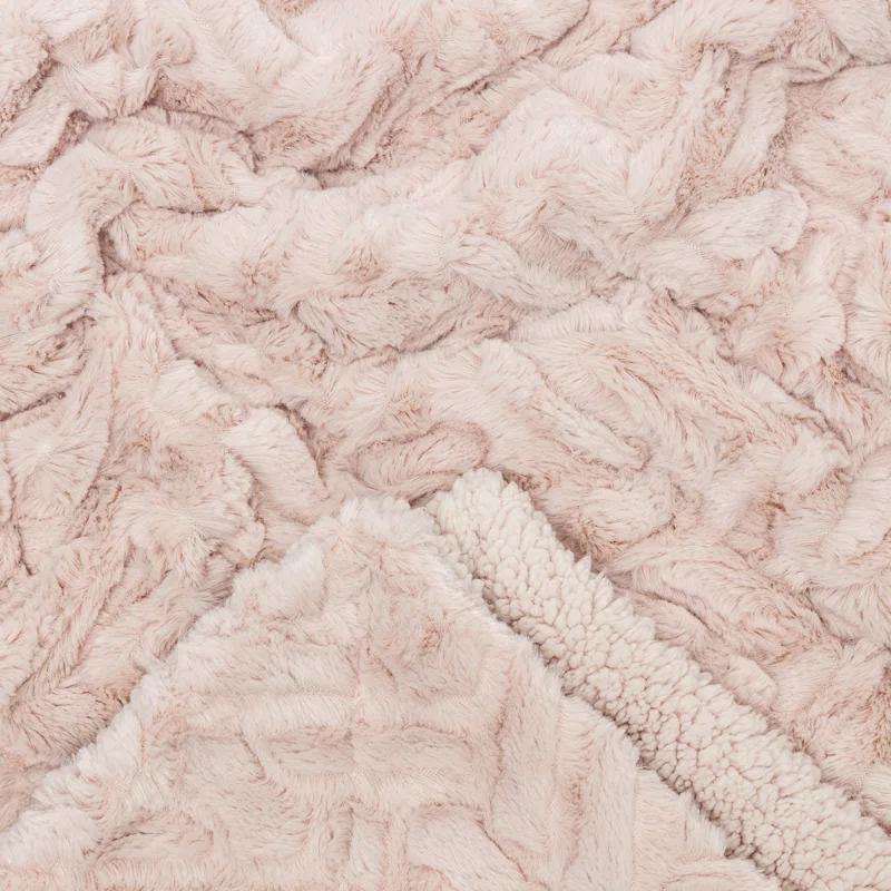 Chanasya Blanket
