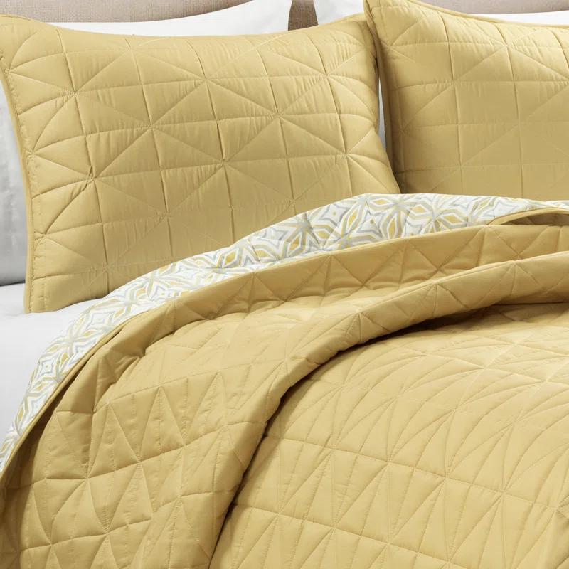 Lush Decor Mid Century Modern Geo Yellow Quilt