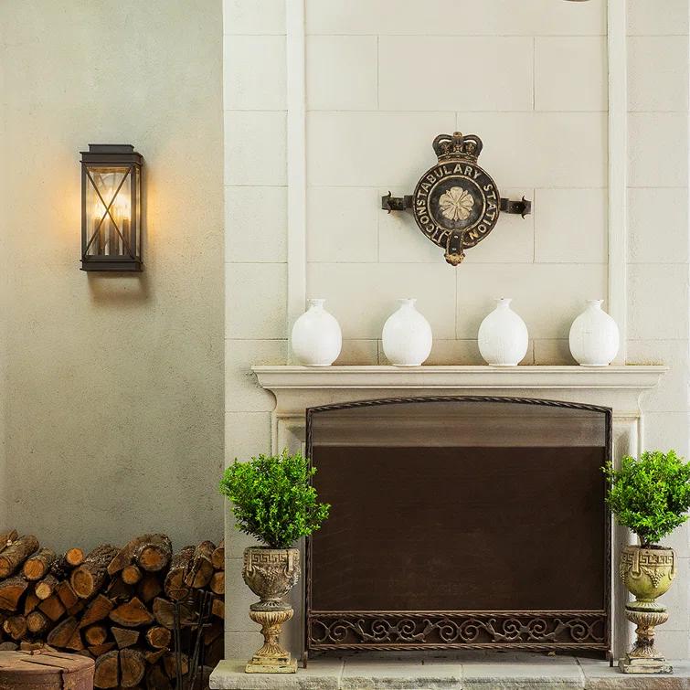 Hinkley Montecito Medium Wall Mount Lantern