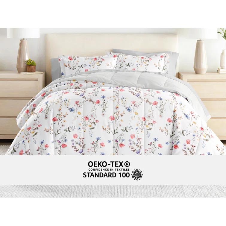 IEnjoy Home 7-Piece Bedding Bundle - Pattern Comforter and Sheet Set