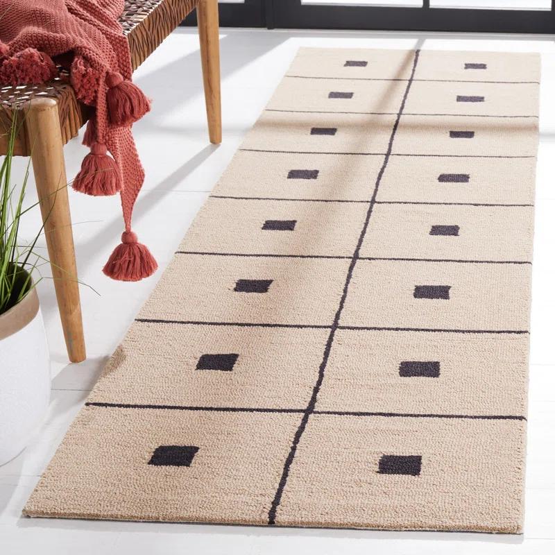 Martha Stewart Martha Stewart 300 Hand Tufted 85% Wool And 15% Cotton With Latex Geometric Rug