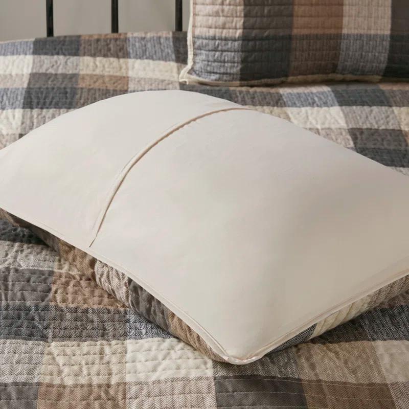 Madison Park Ridge 6 Piece Printed Herringbone Quilt Set with Throw Pillows