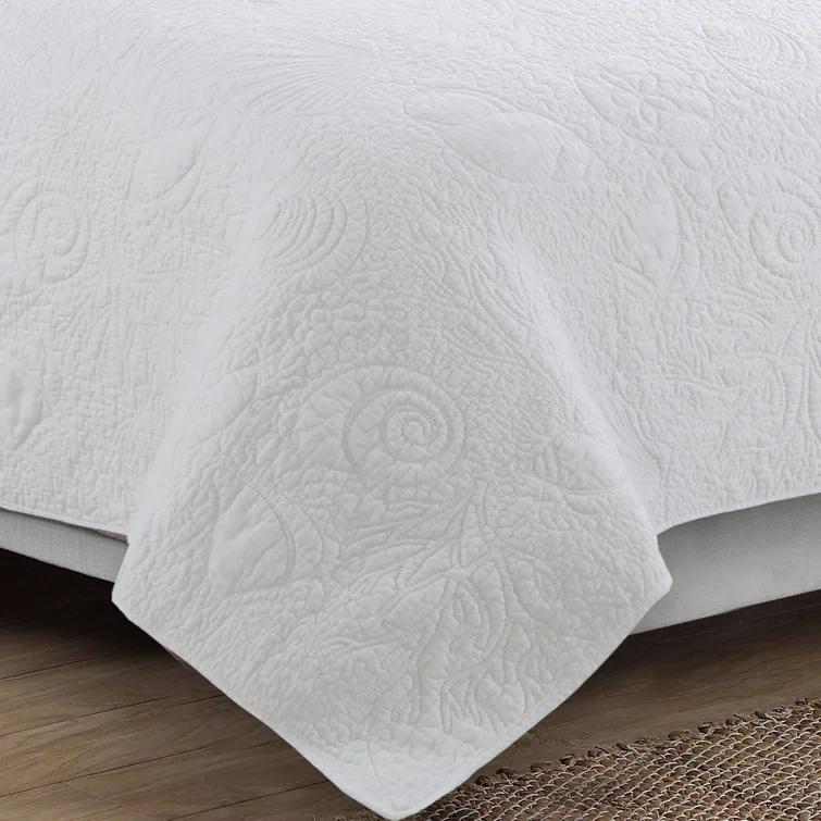 American Home Fashion Estate Seaside Quilt Set