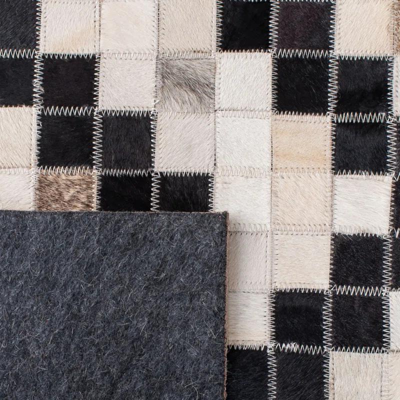 Union Rustic Sebeka Hand Woven Leather/Felted Cloth Chevron Rug in Ivory/Black