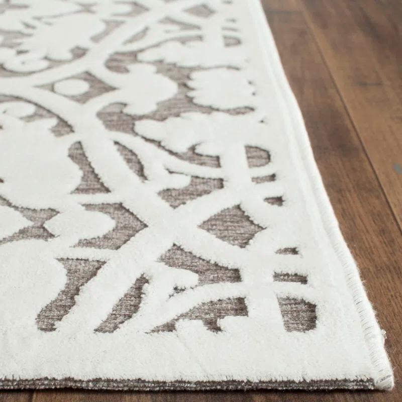 Safavieh Alice Performance Damask Rug