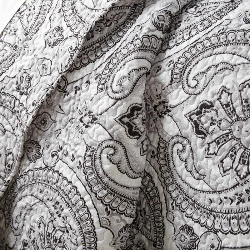 SouthShore Fine Linens Pure Melody Oversized Light-weight Paisley Quilt Set with matching shams