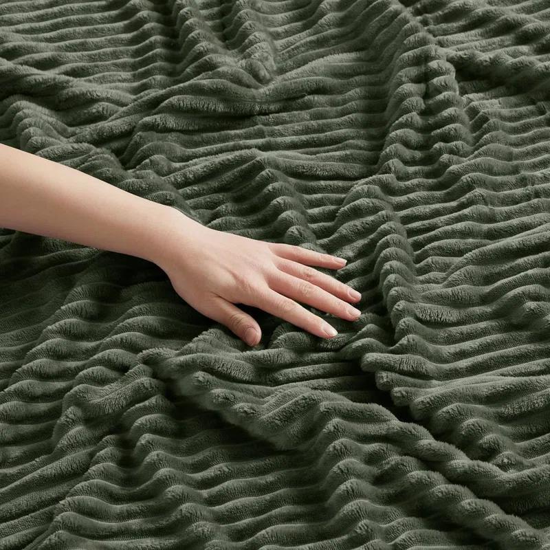 Nestl Nestl Cut Plush Cozy Throw Blanket - Fuzzy Warm Fleece Bed Blankets - Throws for Sofa, Bed, and Couch