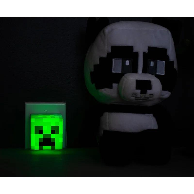 Ukonic Minecraft Green Creeper Plug-In Nightlight with Auto Dusk to Dawn Sensor