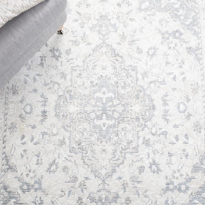 Safavieh Hand Loomed 50% Wool, 50% Viscose Oriental Rug