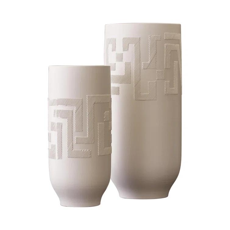 Global Views Chaco Vase-Matte White